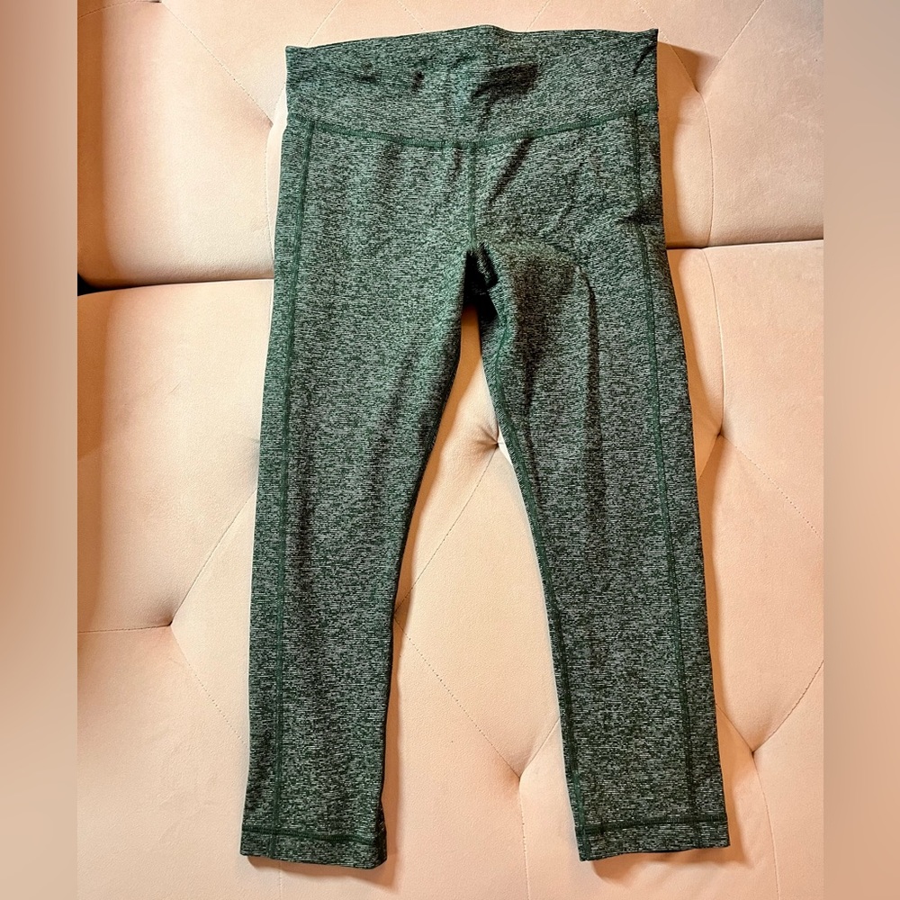 Under Armour workout capris